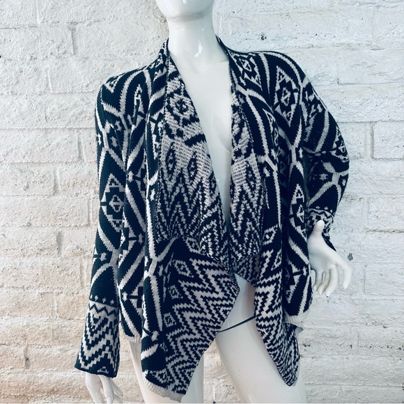 knox rose cardigan sweater size S - Picture 2 of 6